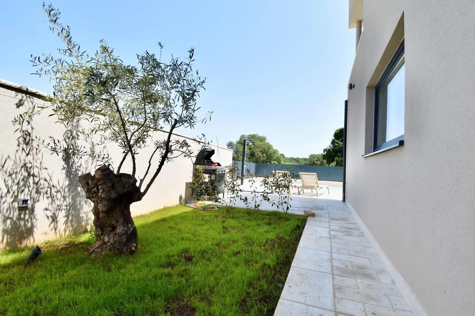 New Amazing Holiday House With Pool Vinkuran Holiday home